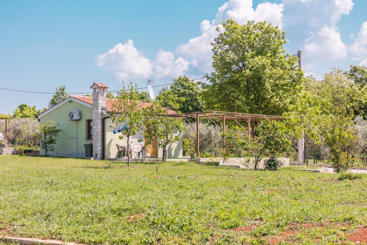 Apartment Relaxing Farm House Near Porec